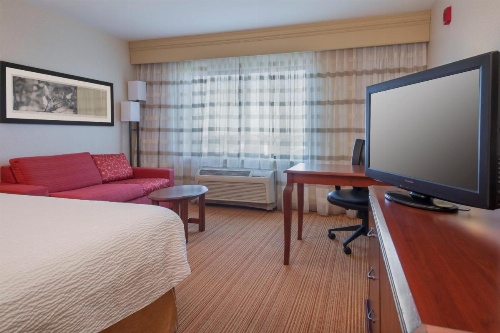 Courtyard by Marriott Junction City image 8
