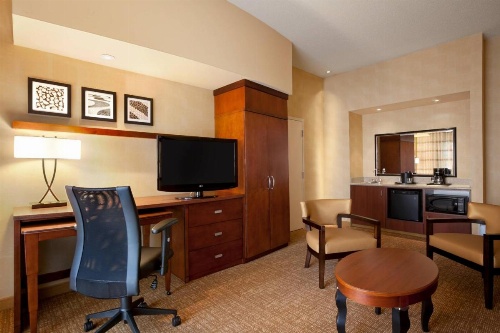 Courtyard by Marriott Junction City image 14