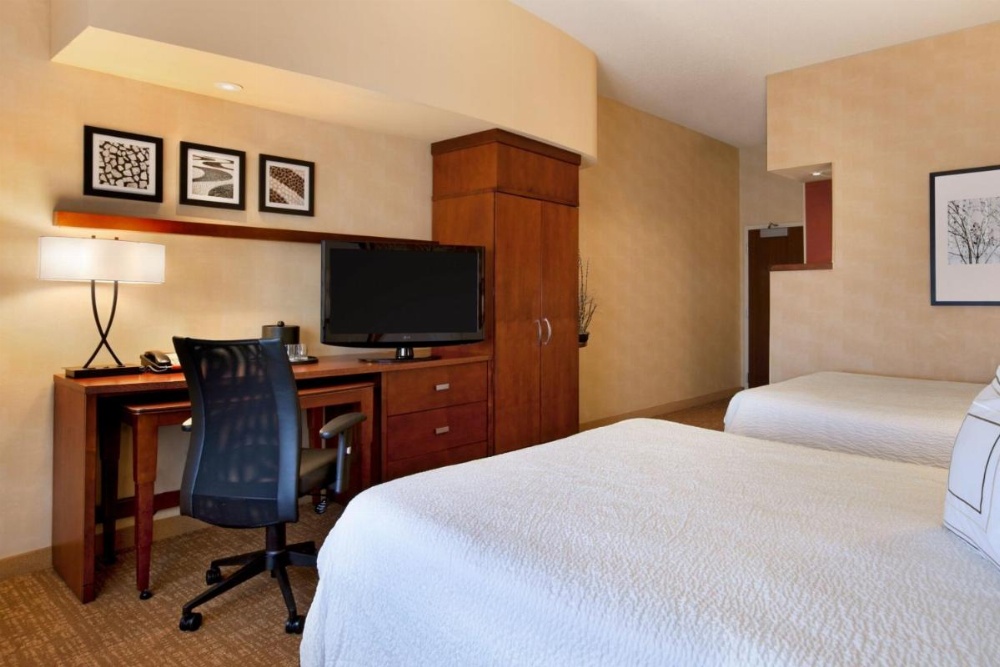 Courtyard by Marriott Junction City Image 15